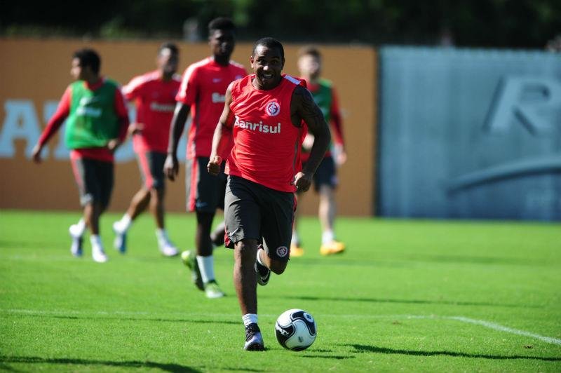 Anderson sugere conversa com Inter sobre situa&ccedil;&atilde;o contratual 