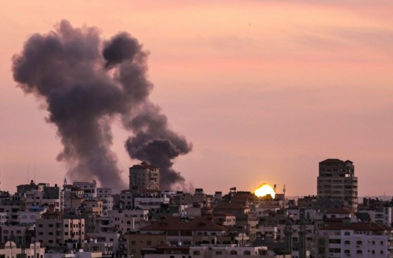 Israel bombardeia posi&ccedil;&otilde;es do Hamas na Faixa de Gaza 