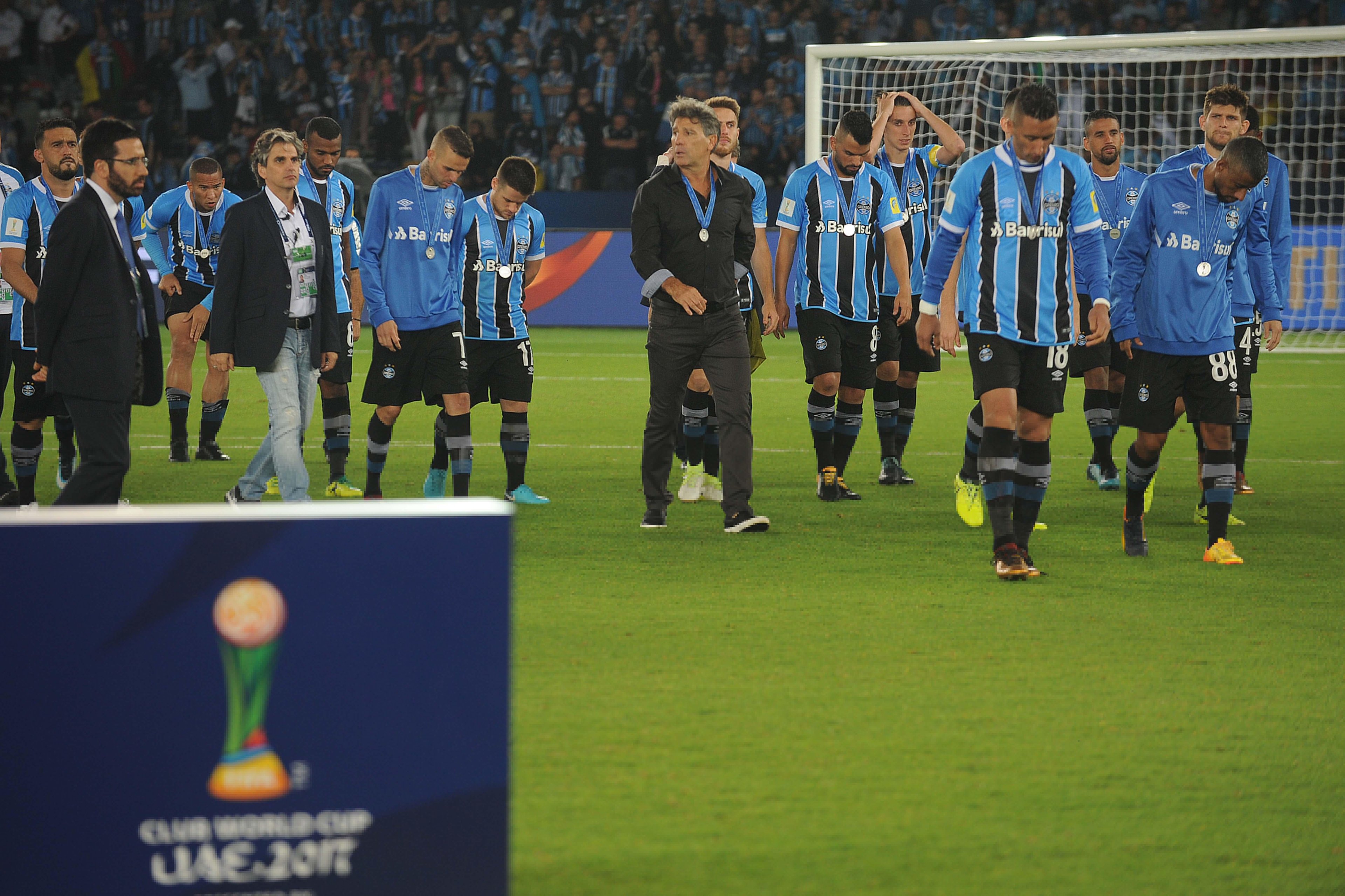 Delega&ccedil;&atilde;o do Gr&ecirc;mio chega nesta segunda-feira em Porto Alegre