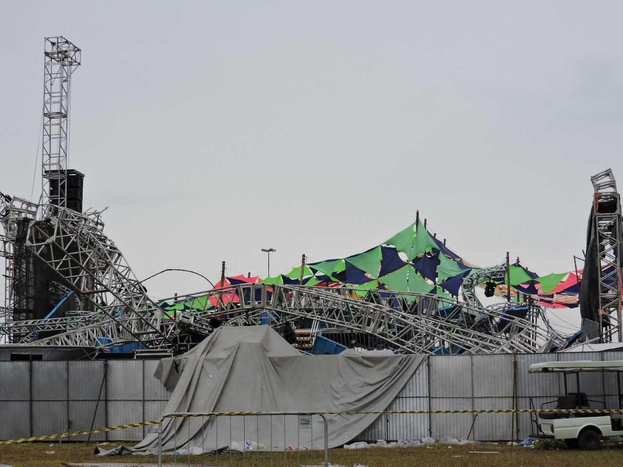 Estrutura de palco desabou, causando a morte do DJ da festa