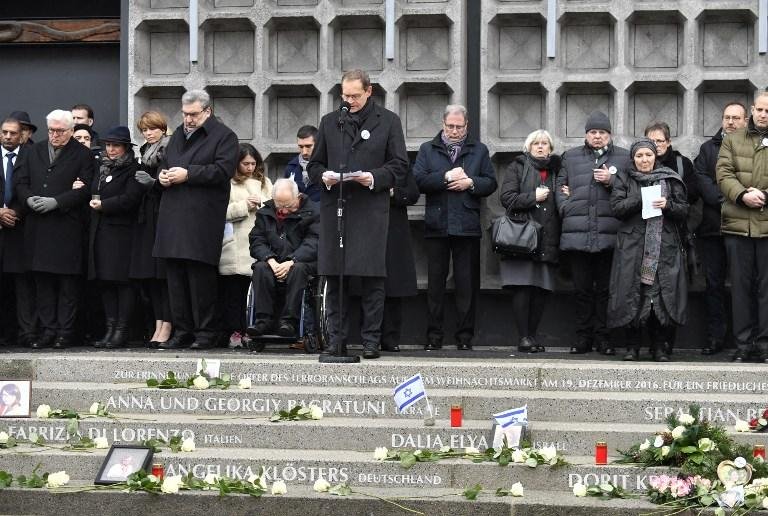 Alemanha homenageia v&iacute;timas um ano ap&oacute;s o ataque de Berlim 