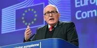 Polônia é ameaçada com sanções sem precedentes da UE