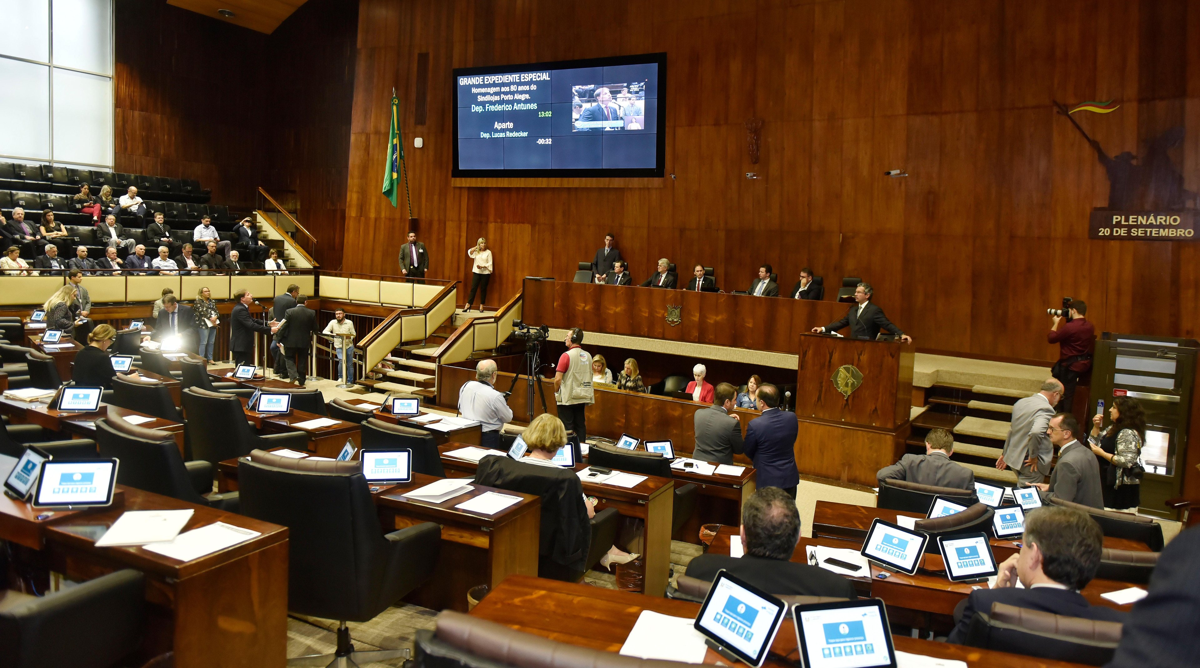 Assembleia Legisltiva liberou aloca&ccedil;&atilde;o de 2 mil PMs e 300 bombeiros na classifica&ccedil;&atilde;o