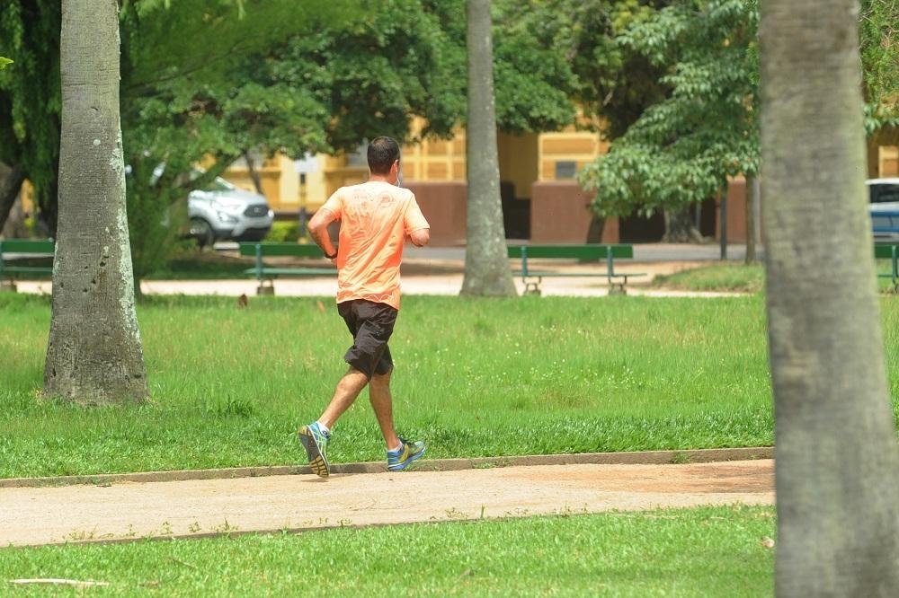 Porto Alegre ter&aacute; m&aacute;xima de 32&deg;C nesta quinta-feira, in&iacute;cio oficial do ver&atilde;o 