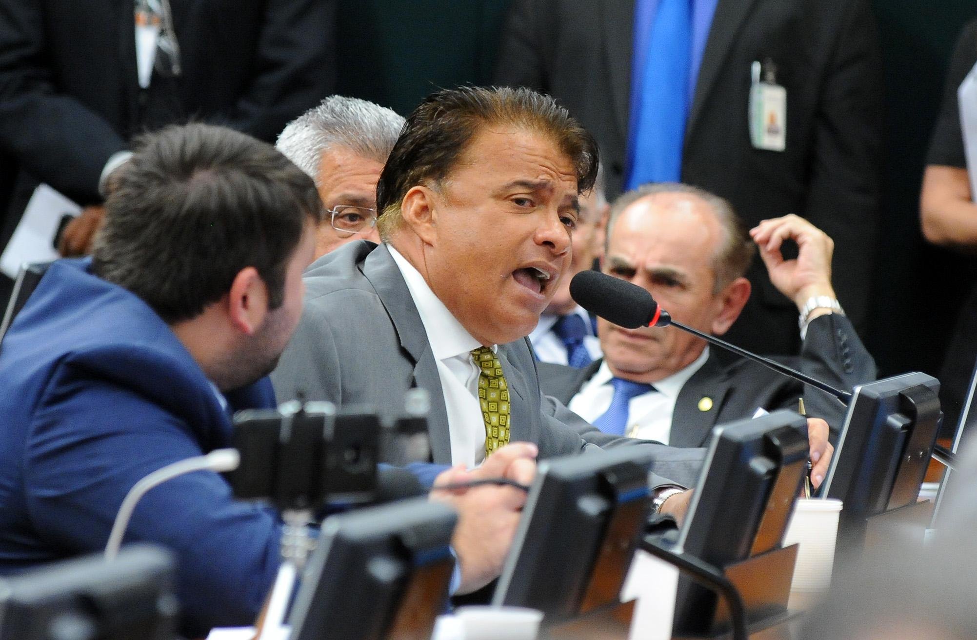 Wladimir Costa foi condenado por abuso de poder econ&ocirc;mico e gastos ilegais na campanha de 2014