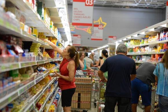 Pr&eacute;via da infla&ccedil;&atilde;o oficial fecha o ano em 2,94%