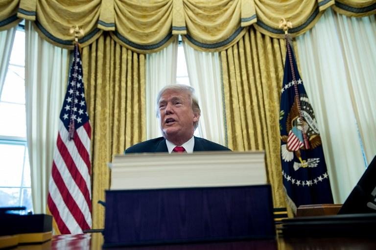 Governo Trump autorizou fornecimento de m&iacute;sseis antitanque para Ucr&acirc;nia