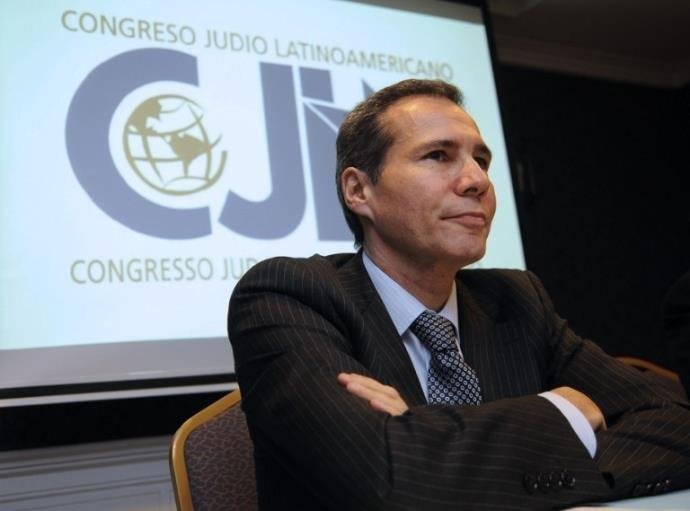 Procurador havia denunciado Cristina Kirchner e outros funcion&aacute;rios de encobrir iranianos pelo atentado a AMIA em 1994