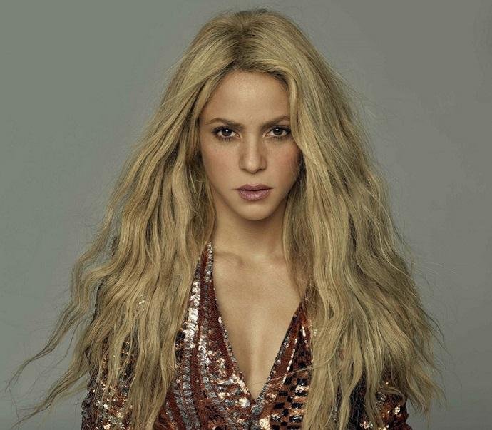 Cantora teve que cancelar as primeiras datas da turn&ecirc; em novembro