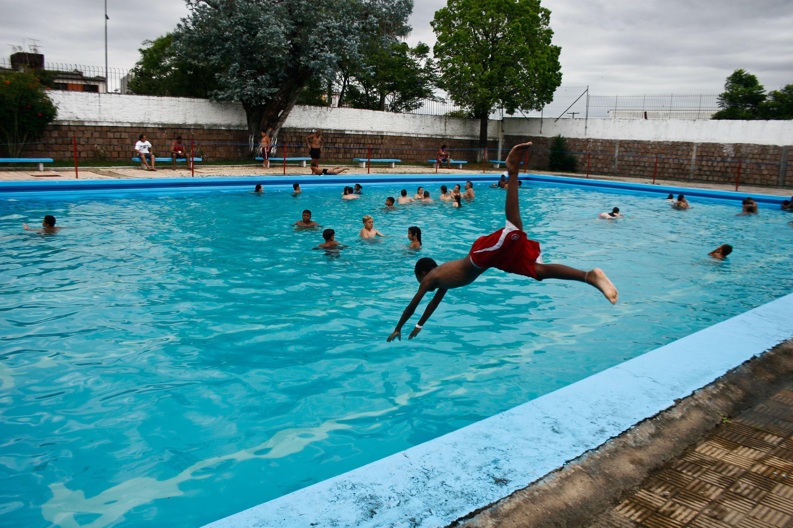 Piscinas devem ser abertas em 4 de janeiro