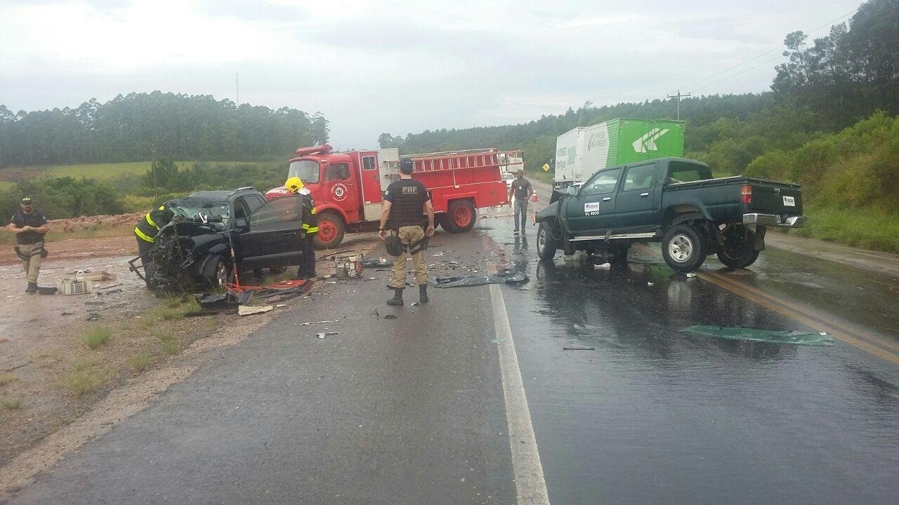 Colis&atilde;o causou a morte de uma mulher na BR 290, pr&oacute;ximo a Arroio dos Ratos