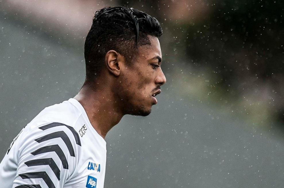 Bruno Henrique &eacute; suspenso por cinco jogos e desfalca Santos na Libertadores