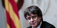 Puigdemont exige que Rajoy restaure o governo catalão