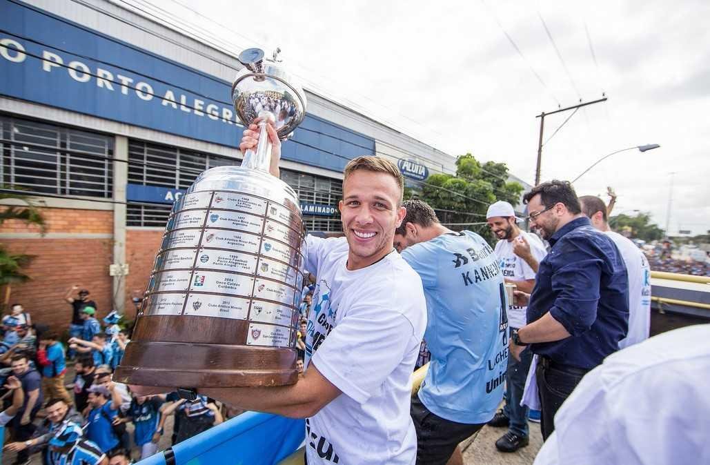 Arthur foi um dos destaques do Gr&ecirc;mio na conquista da Copa Libertadores