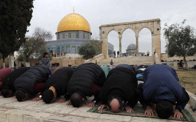 Projeto ganhou por 64 votos contra 51 e prev&ecirc; condi&ccedil;&otilde;es para concess&otilde;es aos palestinos