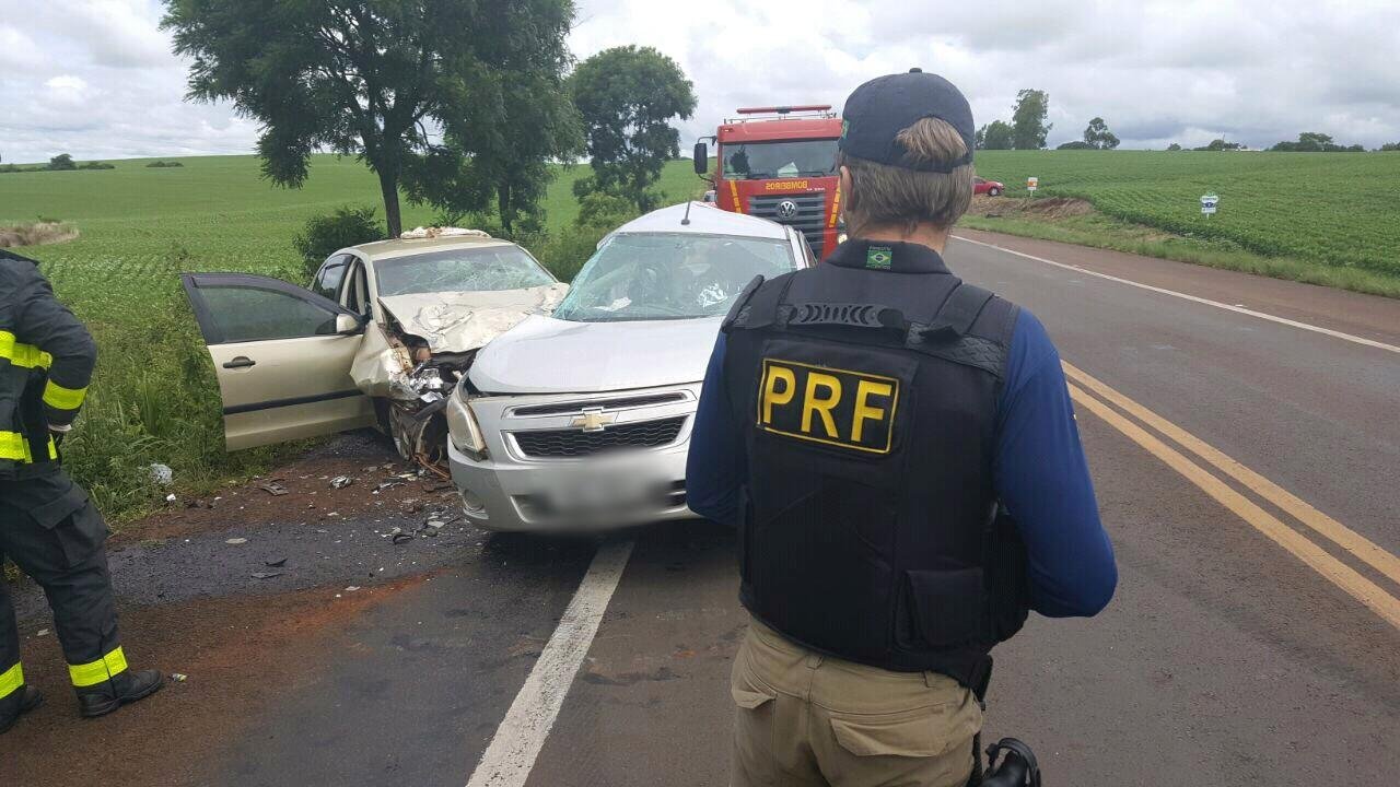 Choque frontal na BR 158 matou quatro pessoas