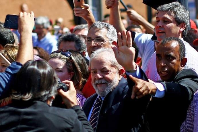 Lula foi condenado a 9 anos e 6 meses de pris&atilde;o