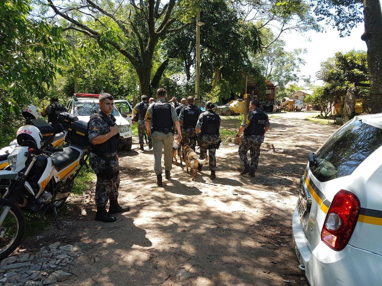 PRF, Pol&iacute;cia Civil e Brigada Militar realizam opera&ccedil;&atilde;o nas ilhas do Gua&iacute;ba