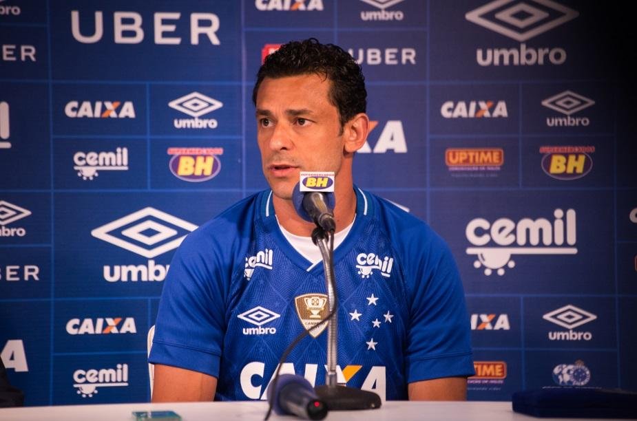Fred foi apresentado nesta quinta-feira no Cruzeiro