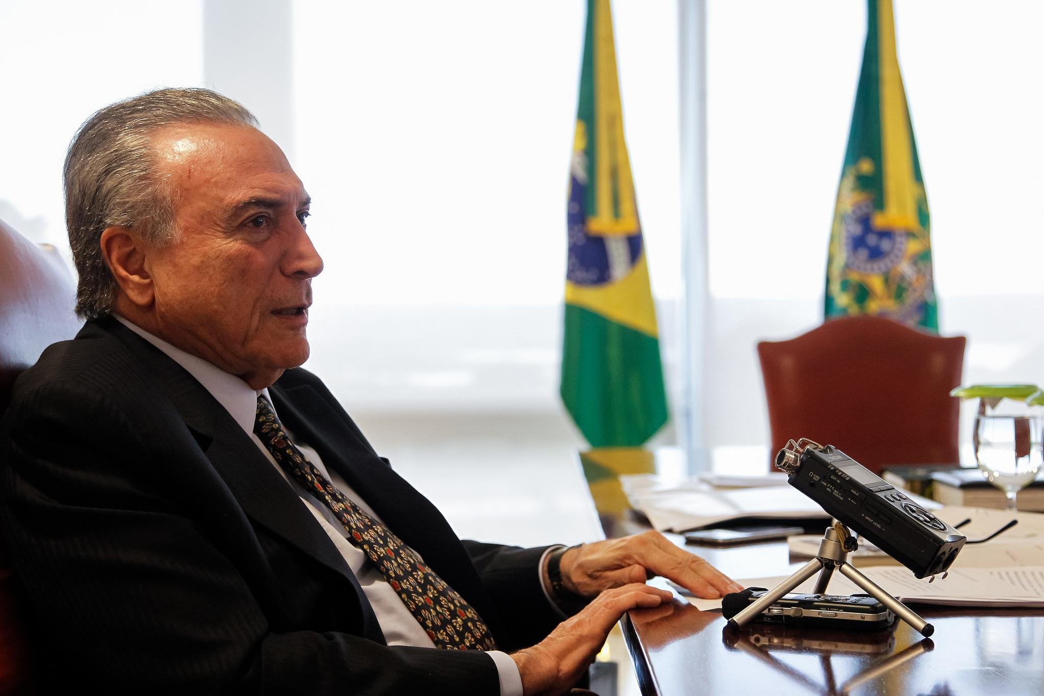 Temer vai costurar com a base do governo no Congresso um acordo para derrubar o seu pr&oacute;prio veto ao Refis