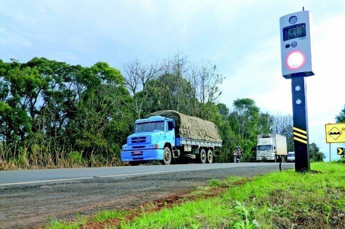 Lombadas eletr&ocirc;nicas s&atilde;o reativadas nas rodovias do Rio Grande do Sul