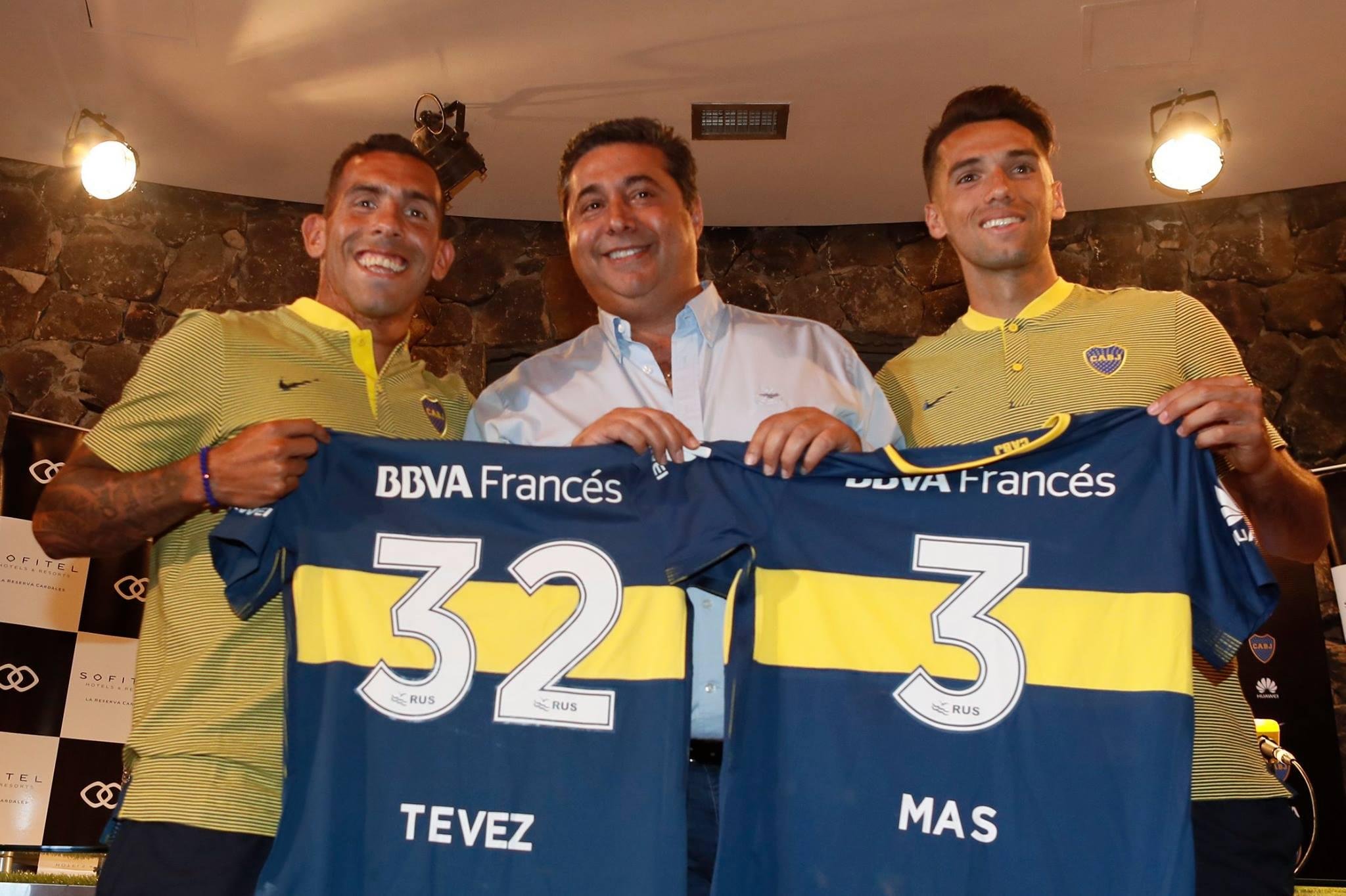 Tevez vestir&aacute; a camisa 32 do Boca