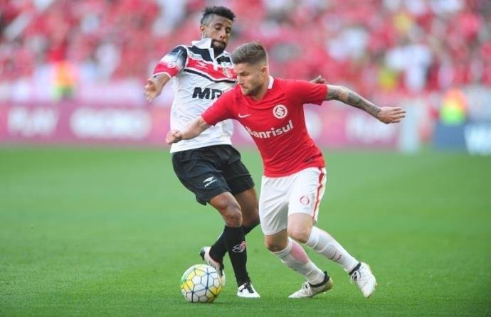 Negocia&ccedil;&atilde;o de Sasha com Santos pode facilitar perman&ecirc;ncia de Dami&atilde;o 