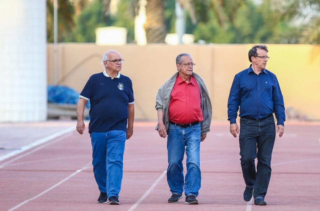Bolzan deve acumular cargos at&eacute; definir novo vice de futebol 