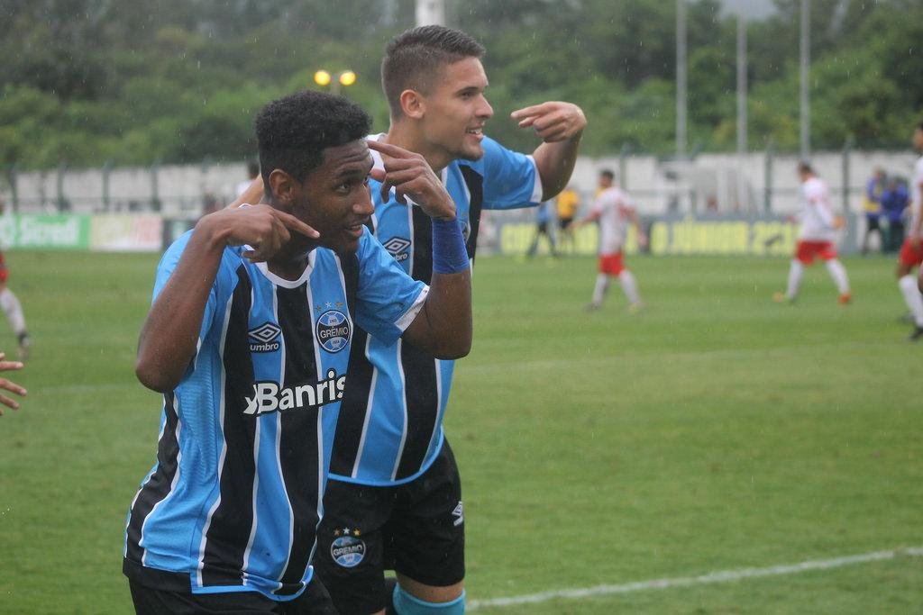 Tricolor venceu Bragantino e Uni&atilde;o Futebol Clubes e empatou com o Trindade-GO na 1&ordf; fase