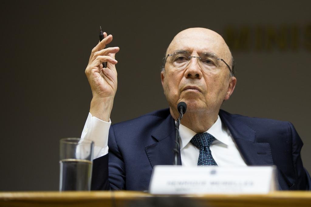 Ap&oacute;s rebaixamento, minist&eacute;rio cobrou engajamento do Congresso pela prova&ccedil;&atilde;o das medidas