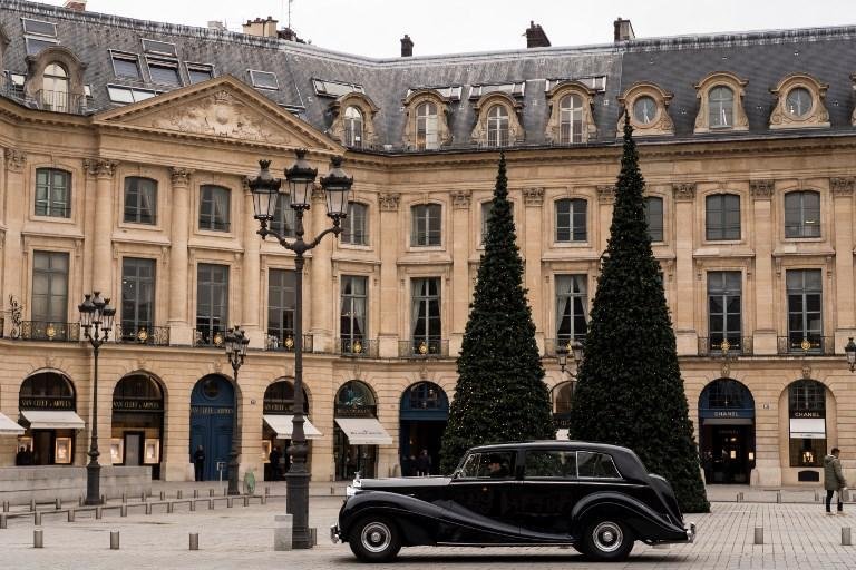 Joias roubadas de hotel Ritz em Paris s&atilde;o recuperadas 