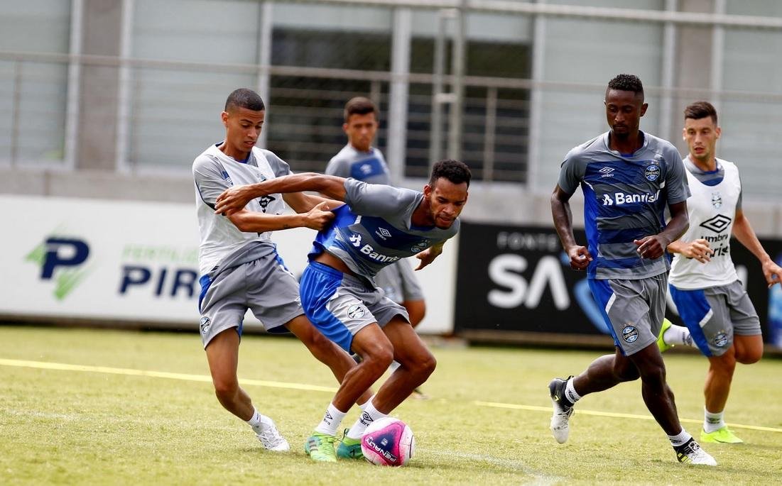 Jogo-treino deve indicar time do Gr&ecirc;mio para come&ccedil;o do Gauch&atilde;o