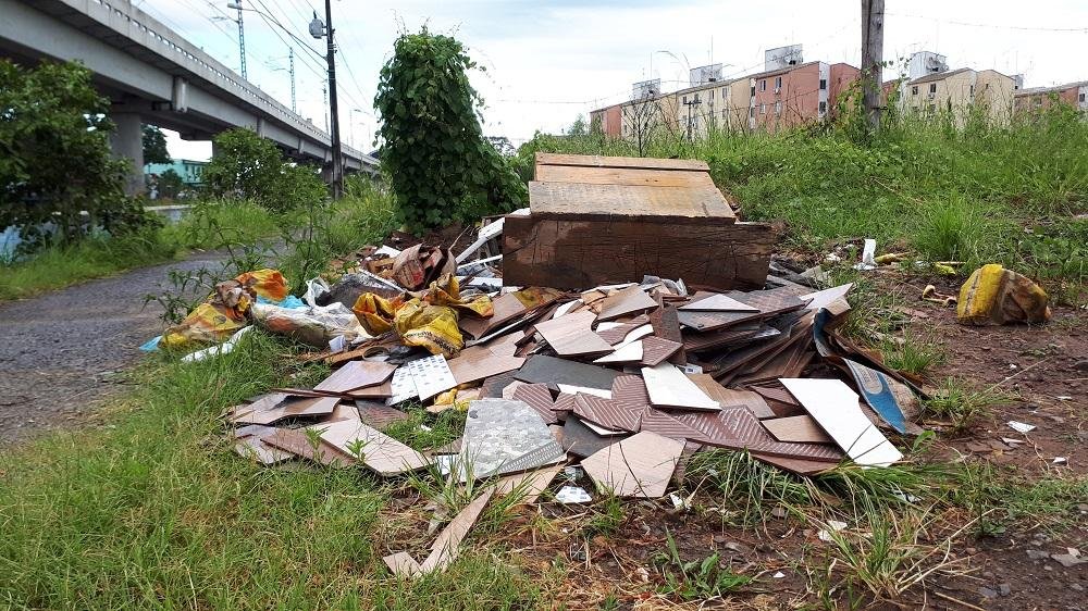 Grupo j&aacute; registrou tr&ecirc;s flagrantes de descarte irregular de res&iacute;duos em S&atilde;o Leopoldo