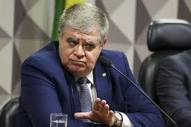 Ministro reiterou que n&atilde;o v&ecirc; problemas em deputada assumir por conta de processos trabalhistas