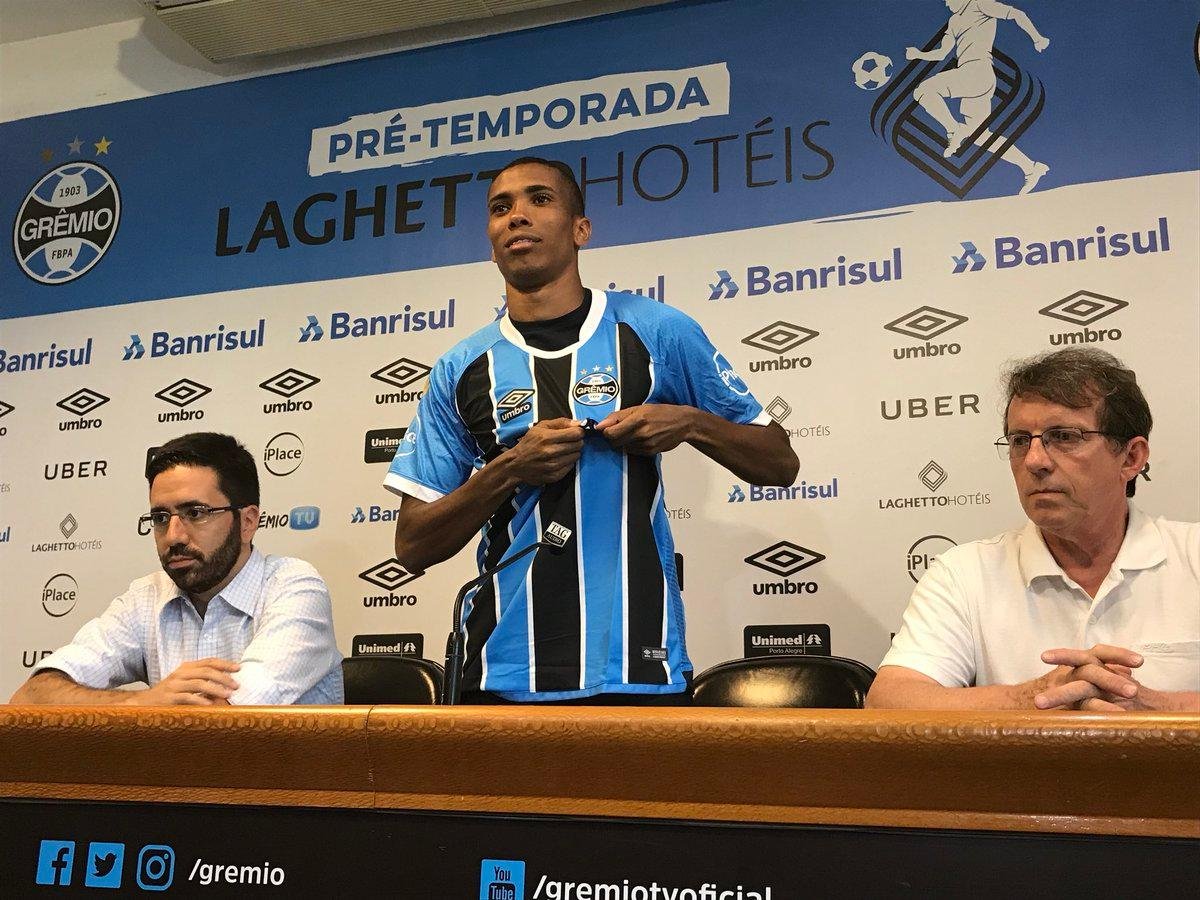 Madson foi apresentado como refor&ccedil;o do Gr&ecirc;mio