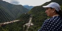 Queda de ponte mata dez operários na Colômbia