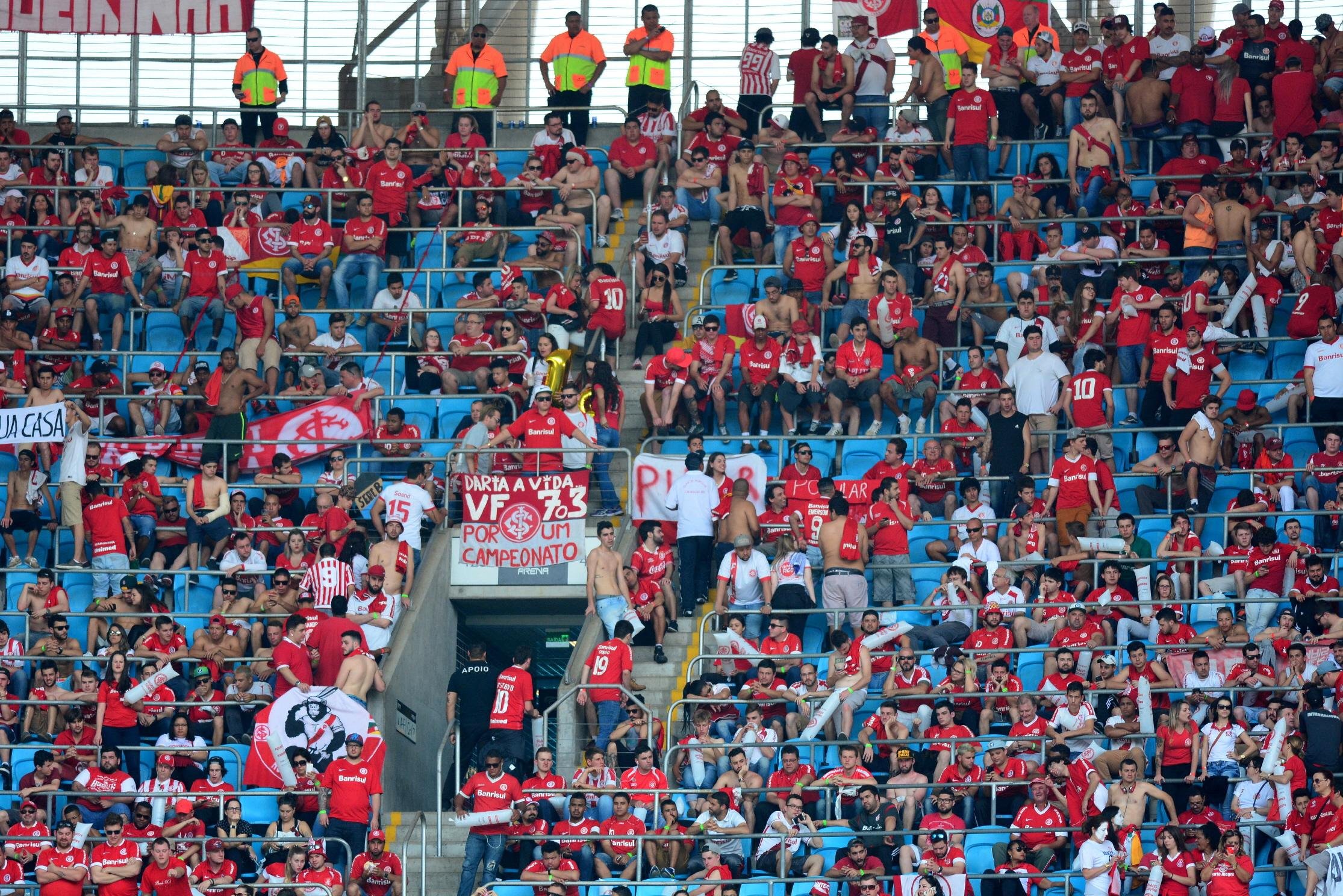 Noveletto sugere Gre-Nal com 50% para cada torcida, mas Inter n&atilde;o abre m&atilde;o de maioria