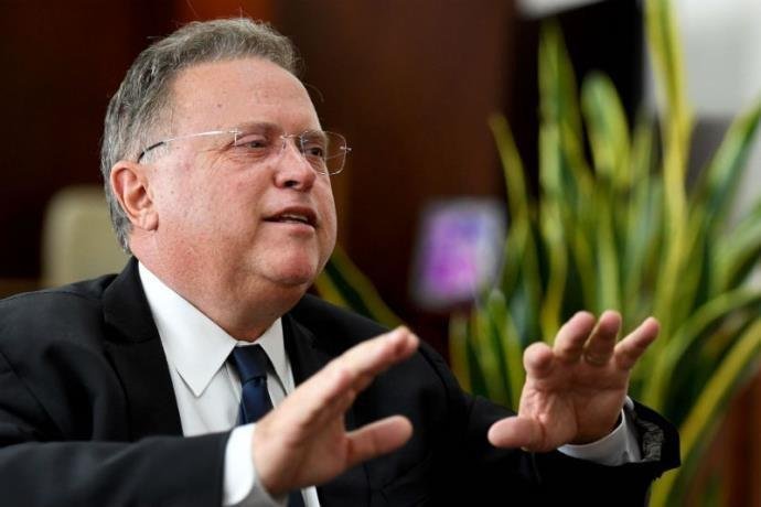 Posi&ccedil;&atilde;o do ministro &eacute; contr&aacute;ria ao que defende o Minist&eacute;rio da Ind&uacute;stria, Com&eacute;rcio Exterior e Servi&ccedil;os