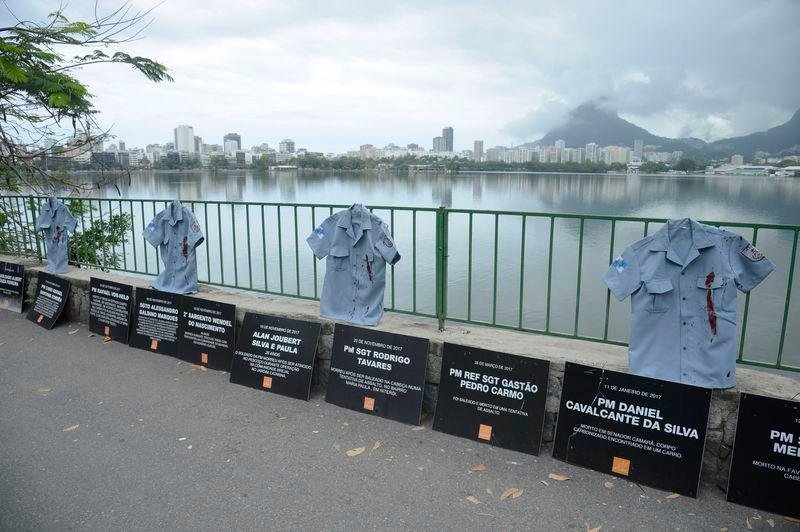 ONG fez homenagem com todos os policia mortos em 2017