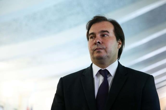 Presidente da C&acirc;mara tamb&eacute;m criticou as pol&iacute;ticas adotadas pelas gest&otilde;es petistas na &aacute;rea econ&ocirc;mica