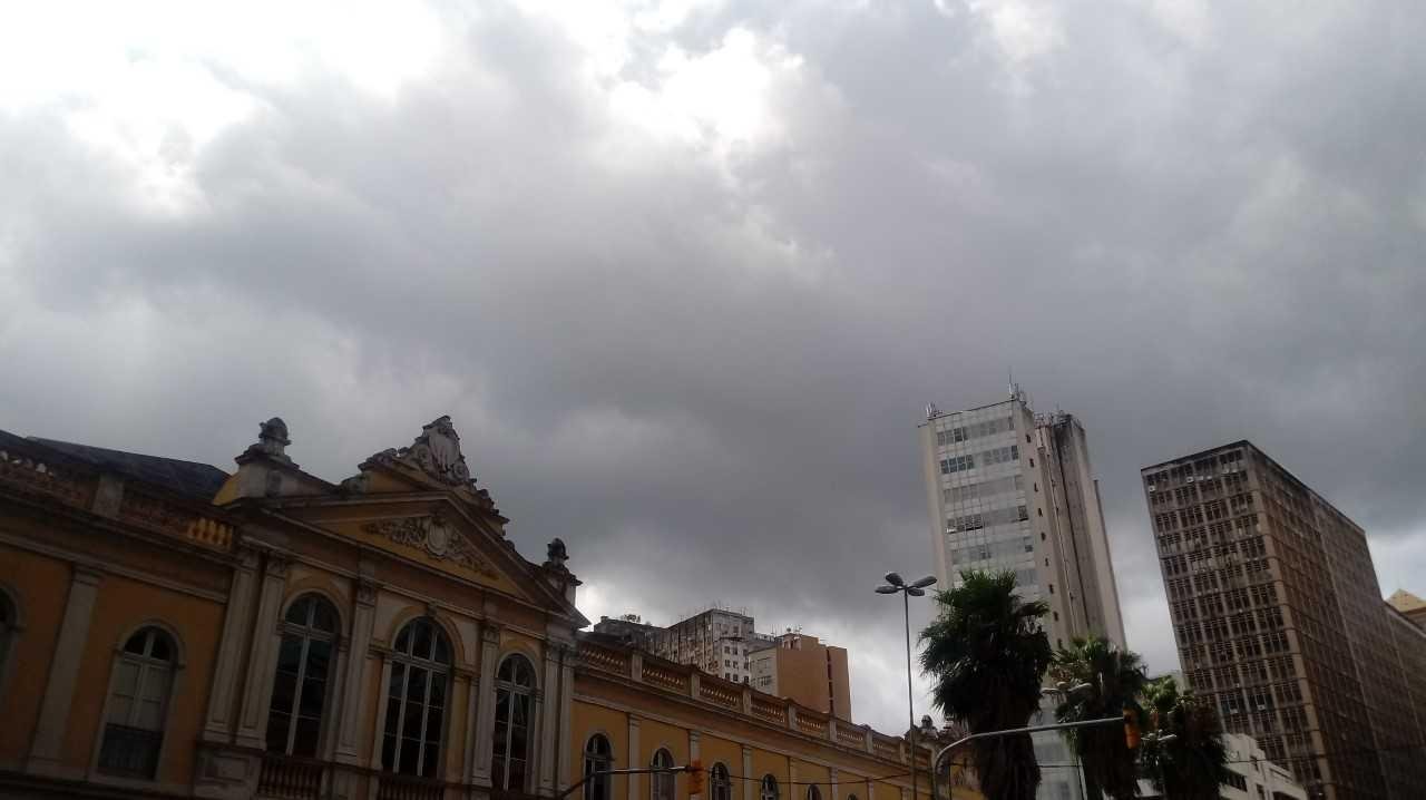 Chuvas avan&ccedil;am pelo RS neste domingo