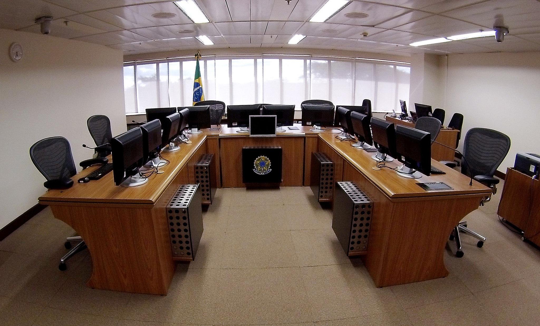 Sala onde vai ocorrer o julgamento de apela&ccedil;&atilde;o de Lula fica no terceiro andar do pr&eacute;dio do TRF 4