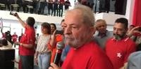 Lula discursa em ato na sede no sindicato dos Metalúrgicos do ABC 