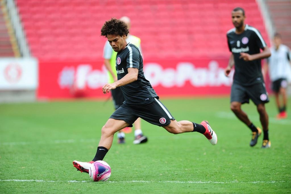 Camilo pode ser a novidade no Inter contra o Avenida
