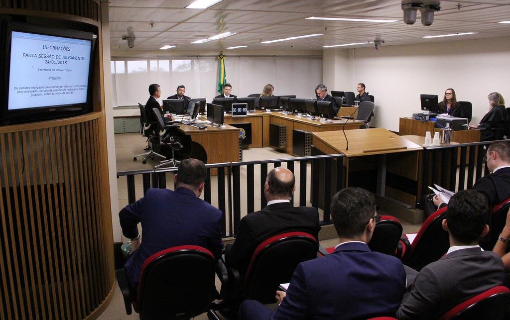 Recurso &eacute; o &uacute;nico &agrave; disposi&ccedil;&atilde;o do ex-presidente Luiz In&aacute;cio Lula da Silva na Corte