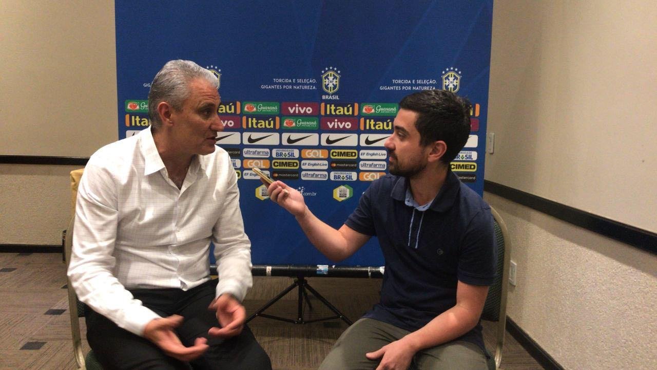 Treinador da Sele&ccedil;&atilde;o Brasileira concedeu entrevista para a R&aacute;dio Gua&iacute;ba neste domingo
