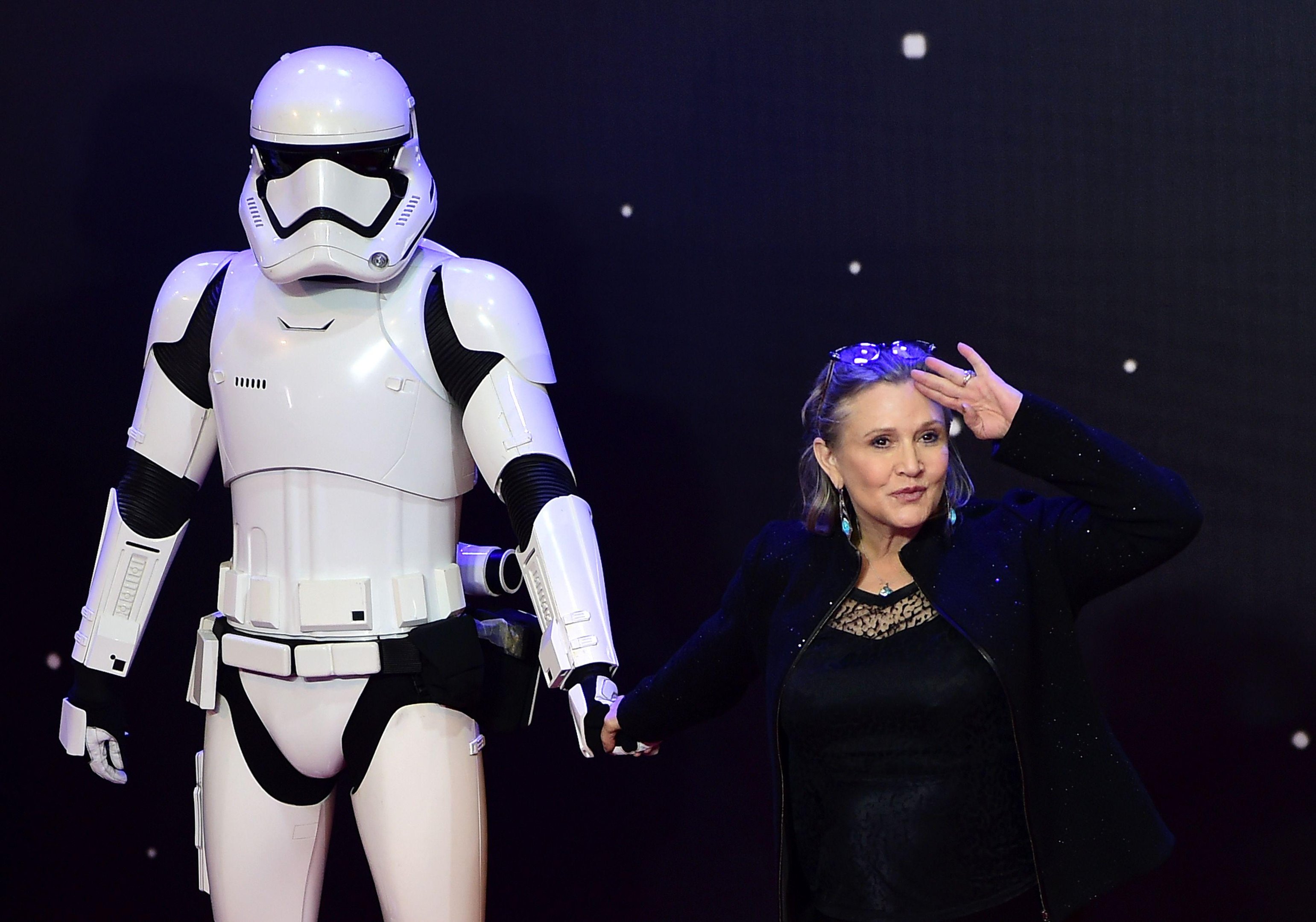 Eterna Princesa Leia lan&ccedil;ou "The Princess Diarist" semanas antes de sua morte
