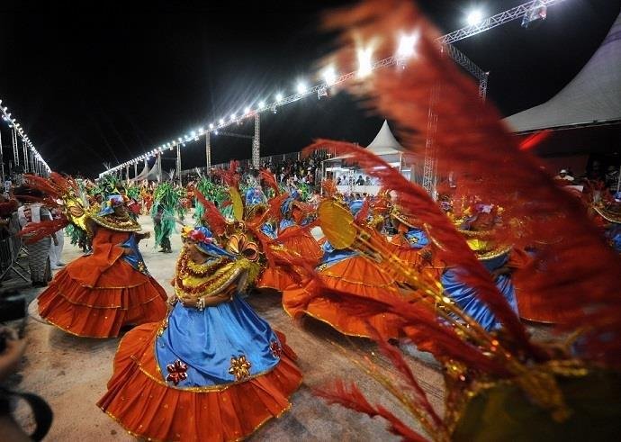 Carnaval deve atrair mais de 10 milh&otilde;es de turistas e movimentar R$ 11 bilh&otilde;es em todo o Brasil