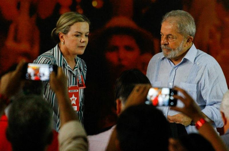 PT lan&ccedil;a a pr&eacute;-candidatura de Lula &agrave; presid&ecirc;ncia da Rep&uacute;blica