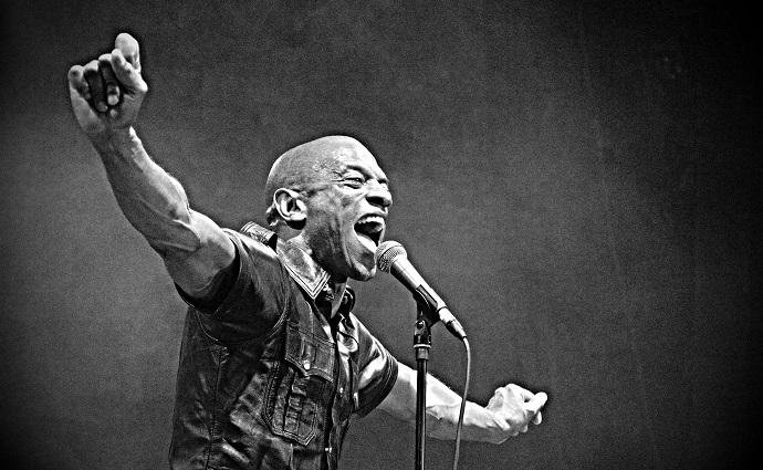 Earl Thomas &eacute; considerado um dos principais cantores de blues da atualidade